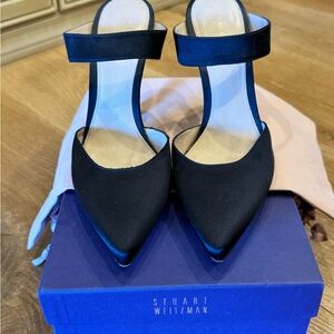 STUART WEITZMAN NAVY SATIN HEELS - 9.5 (worn once)